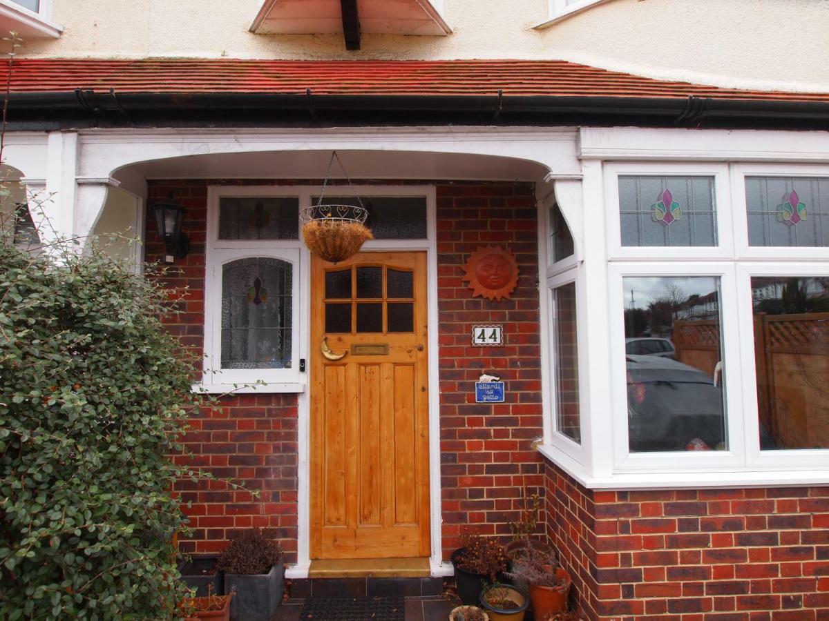 Friendly Home In South London Morden 외부 사진