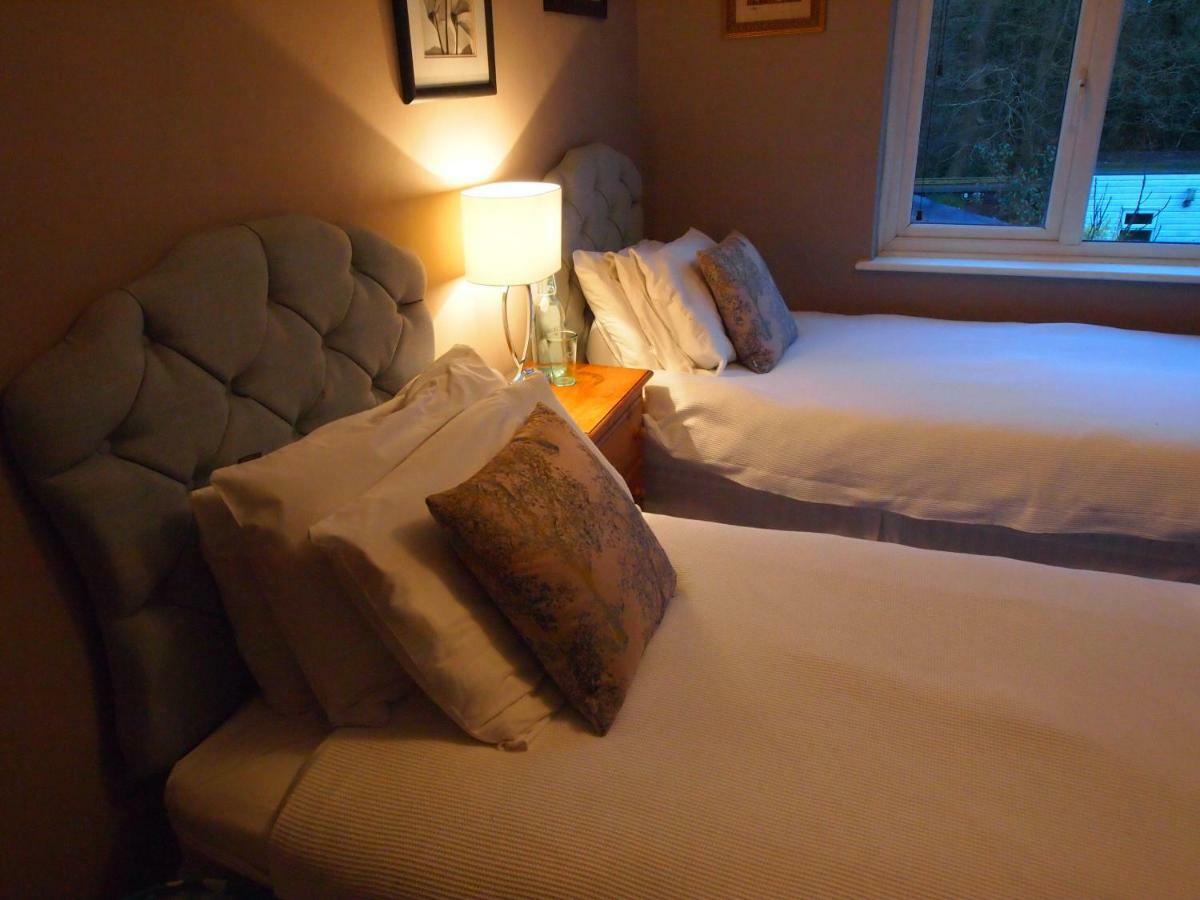 Friendly Home In South London Morden 외부 사진