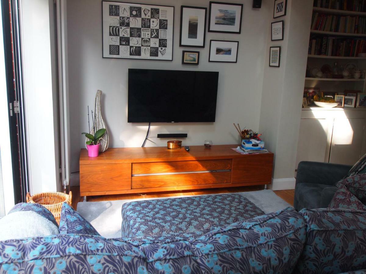 Friendly Home In South London Morden 외부 사진
